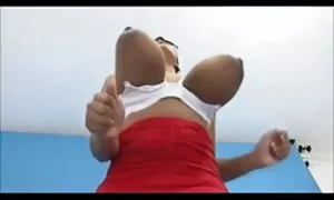ਵੱਡੀ ਛਾਤੀ ਉਛਾਲ ਦੇ ਨਾ ...